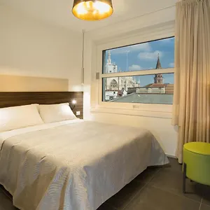 Guest house Enjoy Duomo - Flavio Baracchini 9 -, Milan
